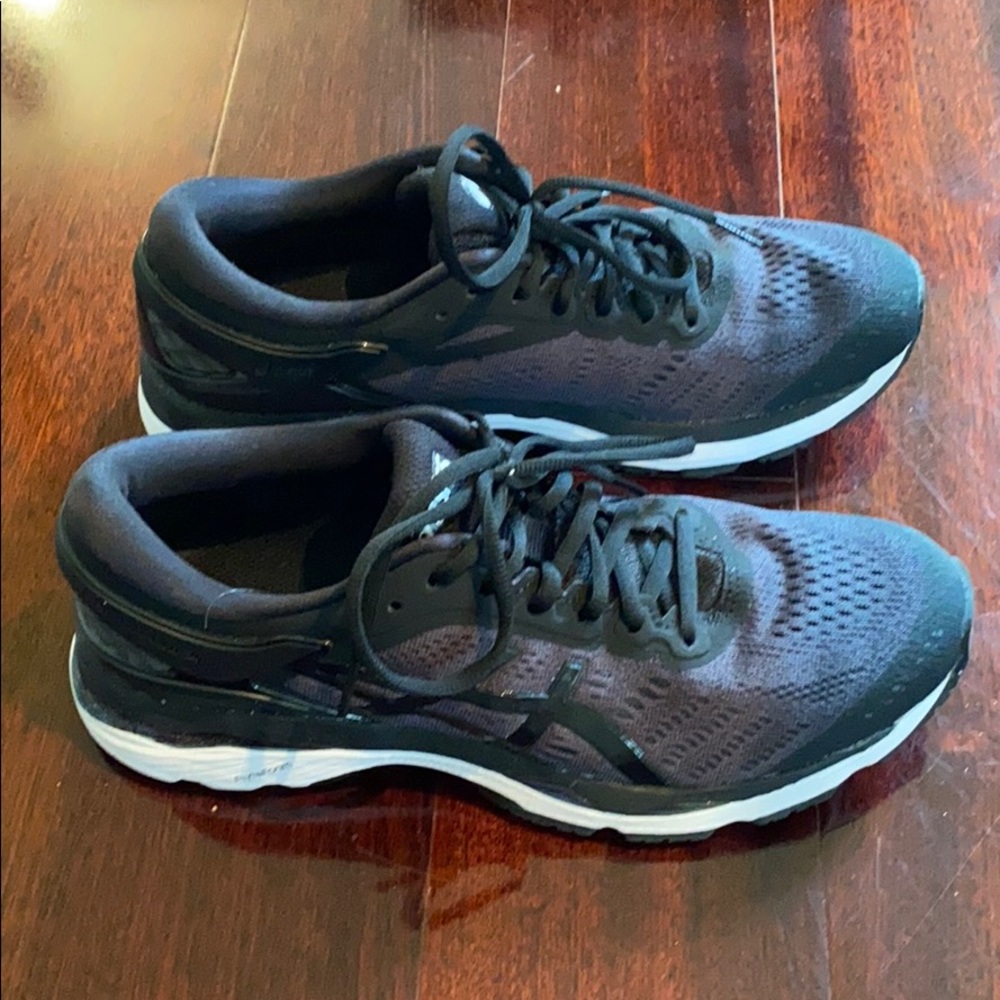 ASICS Gel Kayano 21